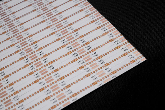 Купить Готовое производство светодиодов: гибкий дизайн печатных плат, изготовление и светодиодные ленты COB -488/м-8*503-12в двухслойная гибкая печатная плата с двусторонней белой пленкой, черный текст, антиоксидант OSP для электронных печатных плат online manufacture